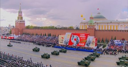 Wielka defilada wojskowa w Moskwie. Rosja świętuje Dzień Zwycięstwa
