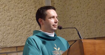 Ksiądz apeluje przed II turą. "Obudźcie się"