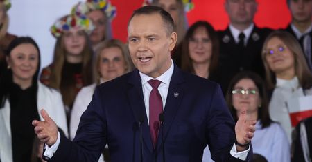 Czy weto Nawrockiego ws. SAFE wpłynie na bezpieczeństwo? Polacy zabrali głos