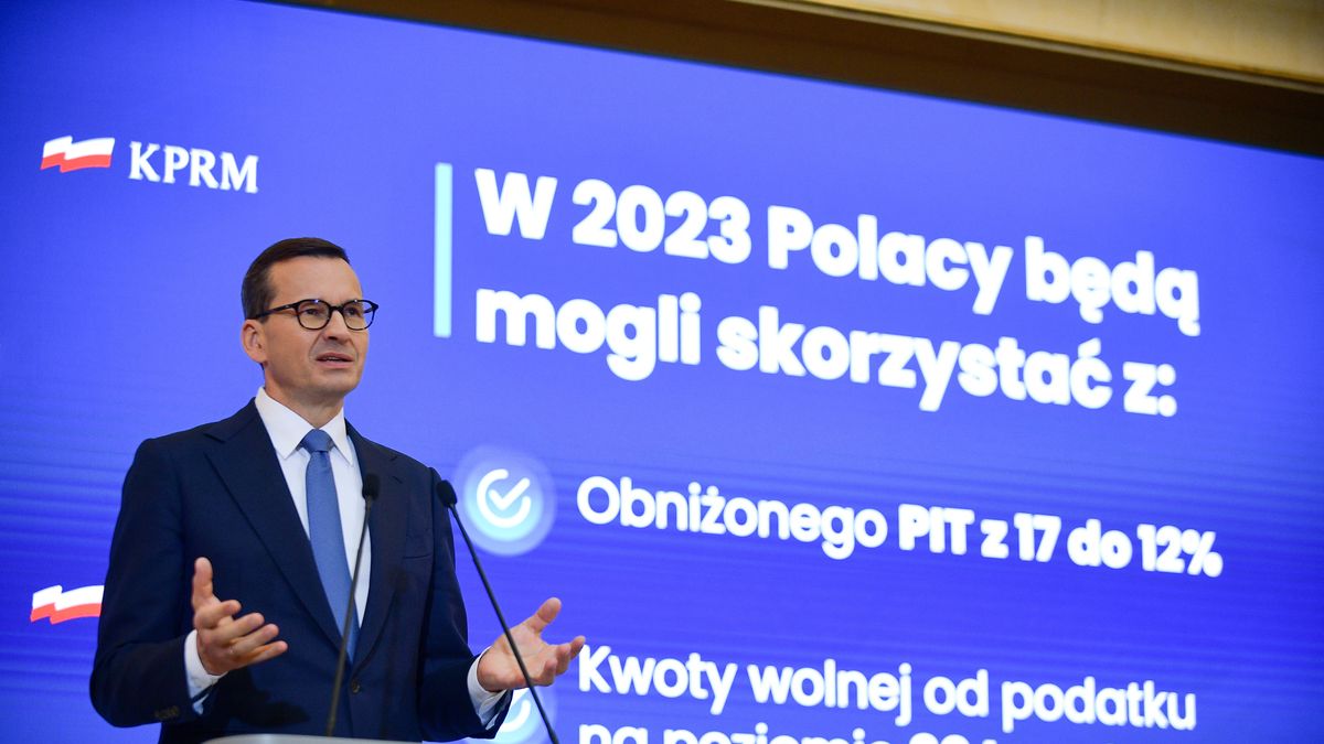 Na zdjęciu Mateusz Morawiecki w trakcie konferencji prasowej