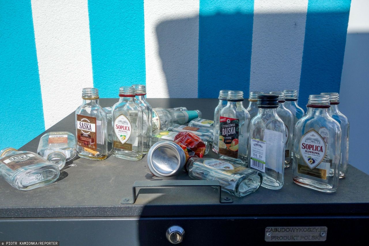 Kaucja na "małpki" coraz bliżej? Branża nie ma złudzeń