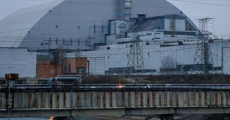 Brak zasilania w elektrowni w Czarnobylu grozi wyciekiem radioaktywnym.