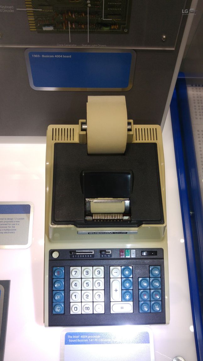 Kalkulator Busicom: to dla niego powstał pierwszy mikroprocesor