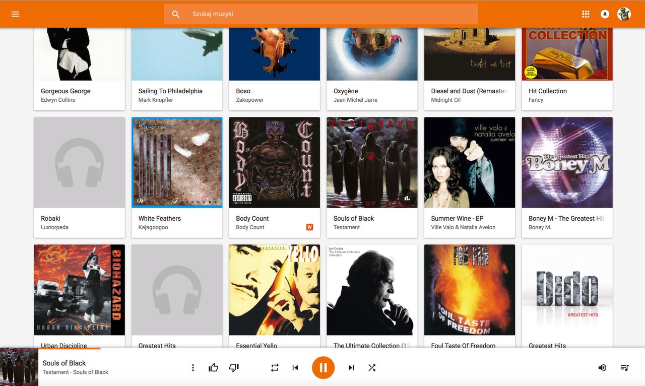 Odtwarzacz muzyczny w przeglądarce nie jest może idealnym rozwiązaniem, ale w codziennym użytkowaniu o dziwo się sprawdza, a Chrome OS nie dostaje zadyszki.