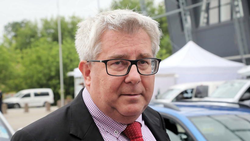 Ryszard Czarnecki zrezygnował z kandydowania na stanowisko prezesa PZPS.