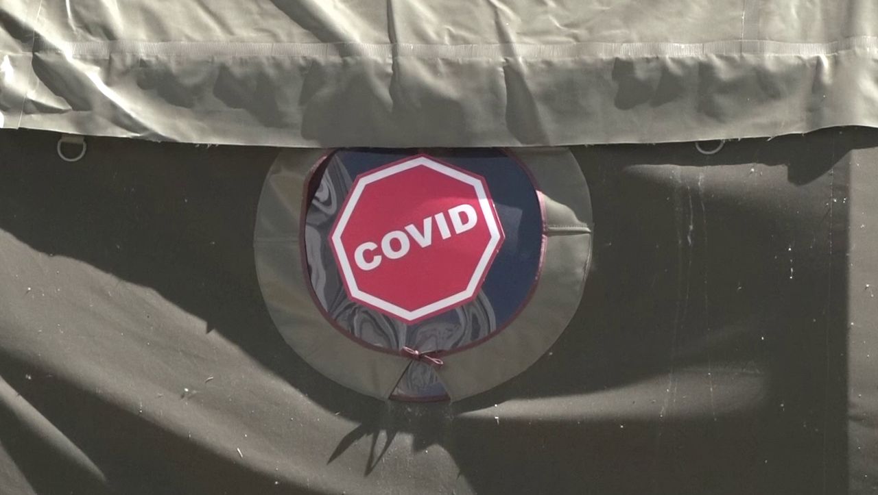 Sztuczna inteligencja diagnozuje bezobjawowych pacjentów COVID-19 ze 100-proc. skutecznością na podstawie analizy kaszlu.