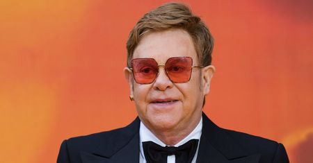 Elton John chory na koronawirusa. Odwołuje koncerty w Stanach Zjednoczonych.