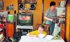 Mają pokój w baraku, dług czynszowy i brak perspektyw