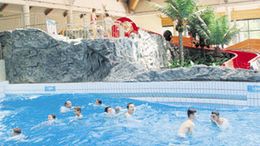 Na Fali będą mogły się bawić tylko osoby ubrane w stroje kąpielowe. Naturystom wstęp wzbroniony