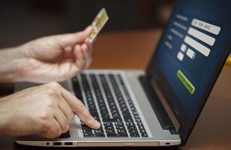 Polacy nie chcą kupować przez internet za granicą