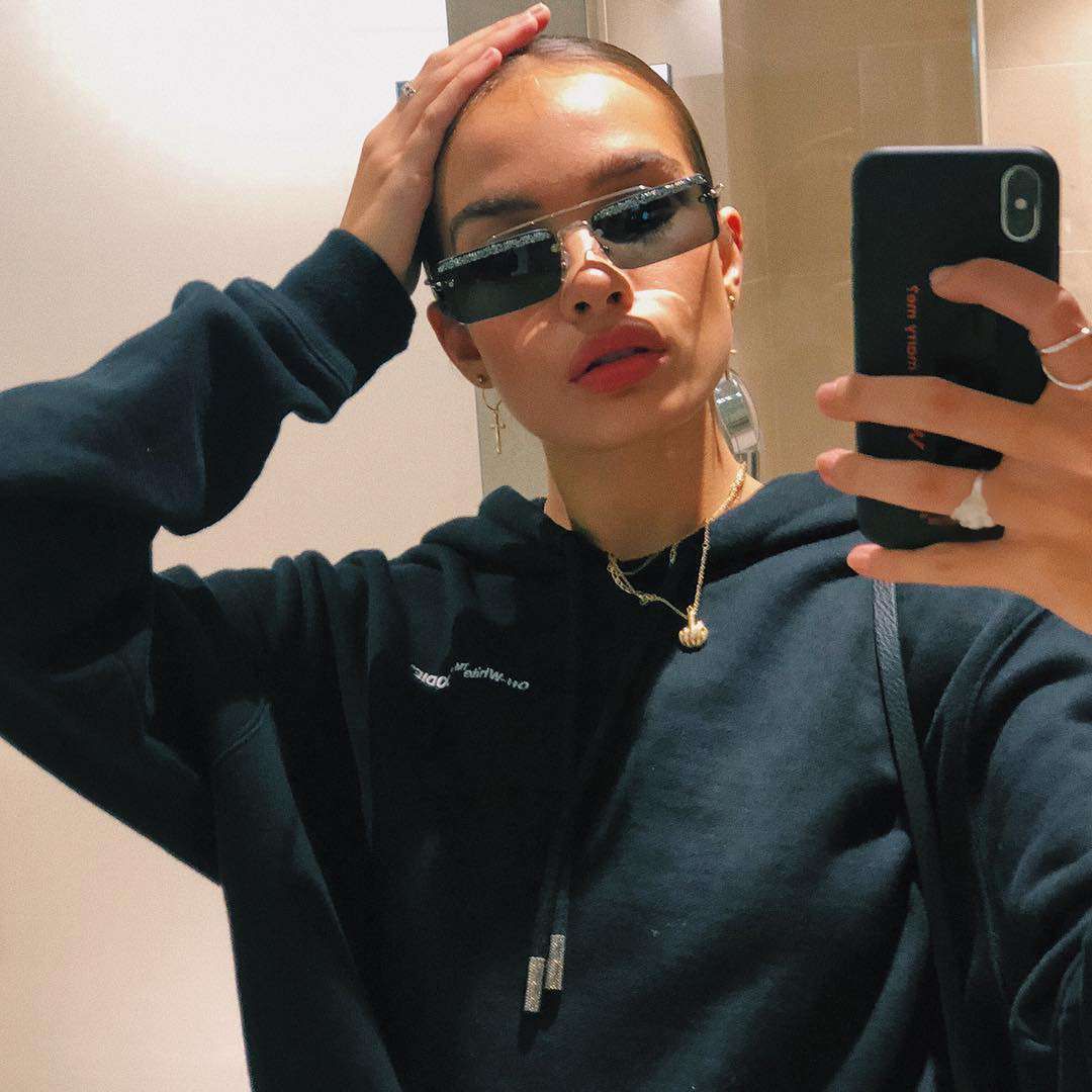 Hana Cross i Brooklyn Beckham są parą