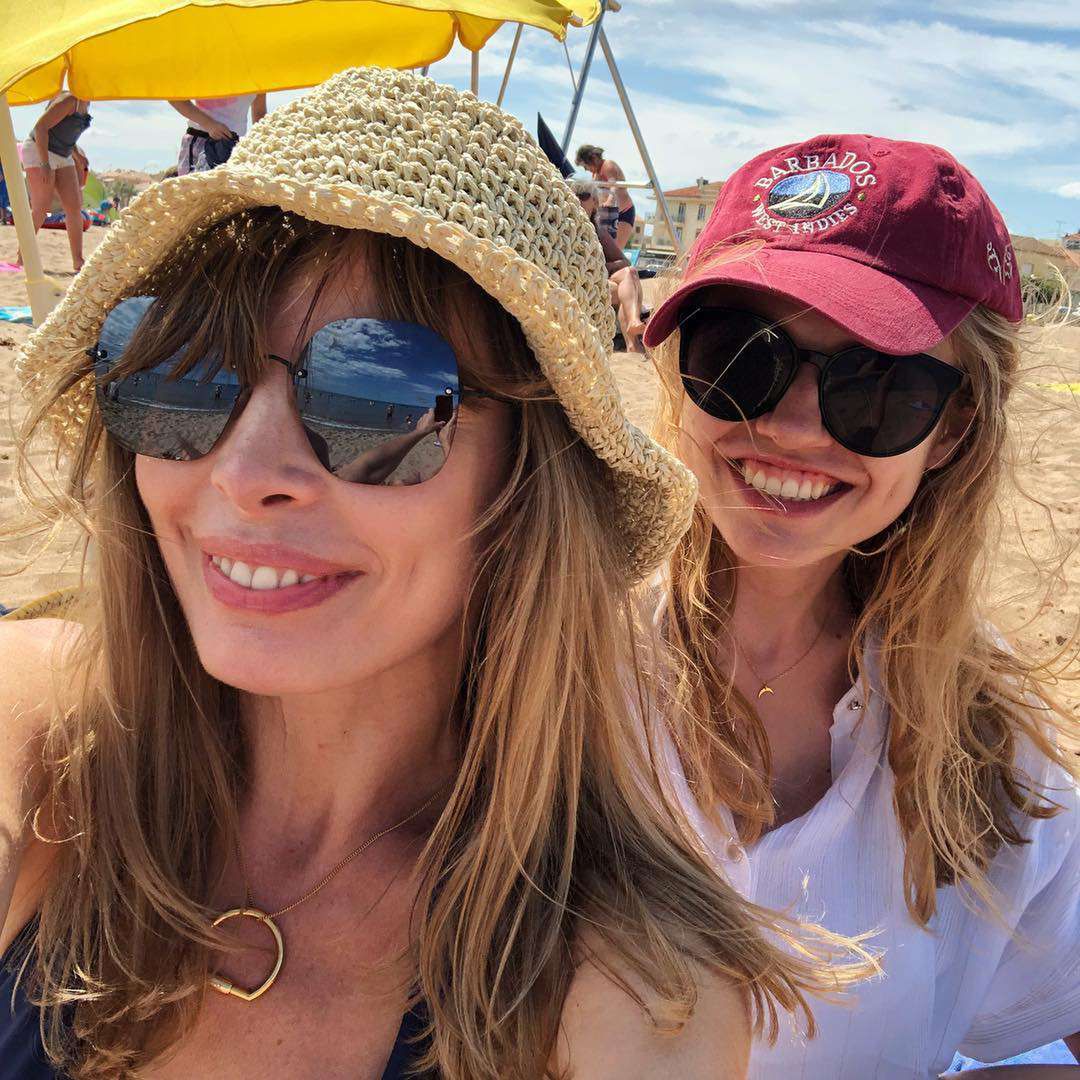 Agnieszka Dygant z młodszą siostrą w Barcelonie