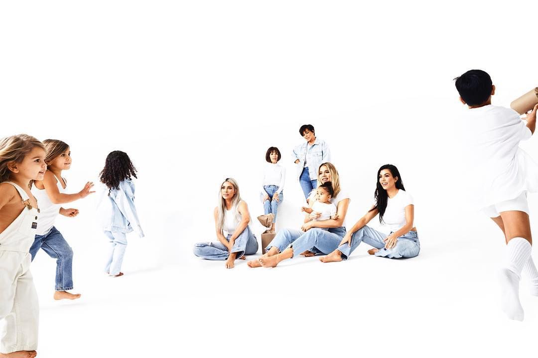 Khloe Kardashian w ciąży w sesji zdjęciowej