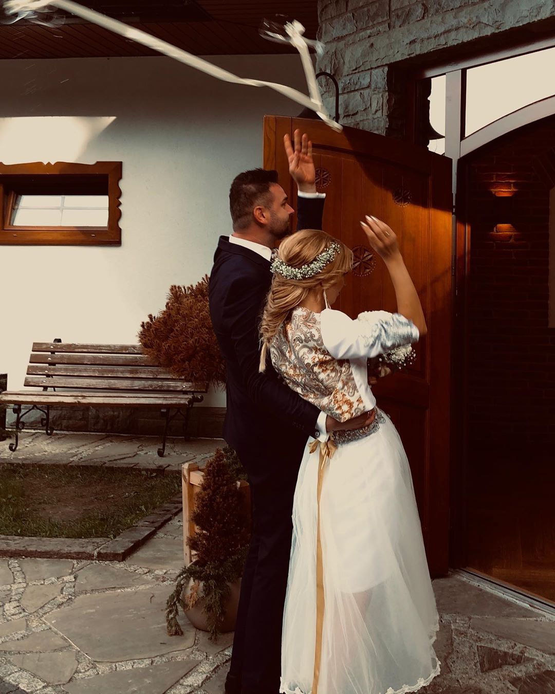 Sylwia Grzeszczak pokazała zdjęcie ze ślubu brata