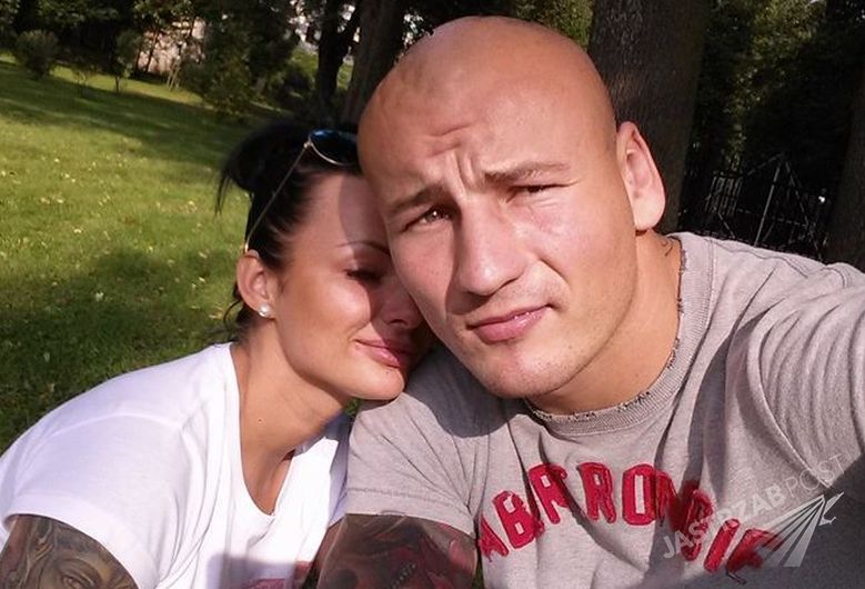 Artur Szpilka oświadczył się! Narzeczona pokazała pierścionek! [zdjęcia]