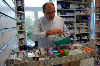 "Apteka to nie tylko leki". Wykaz chorób, na które można tu zaszczepić się od lutego 2026 r.