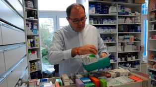 "Apteka to nie tylko leki". Wykaz chorób, na które można tu zaszczepić się od lutego 2026 r.