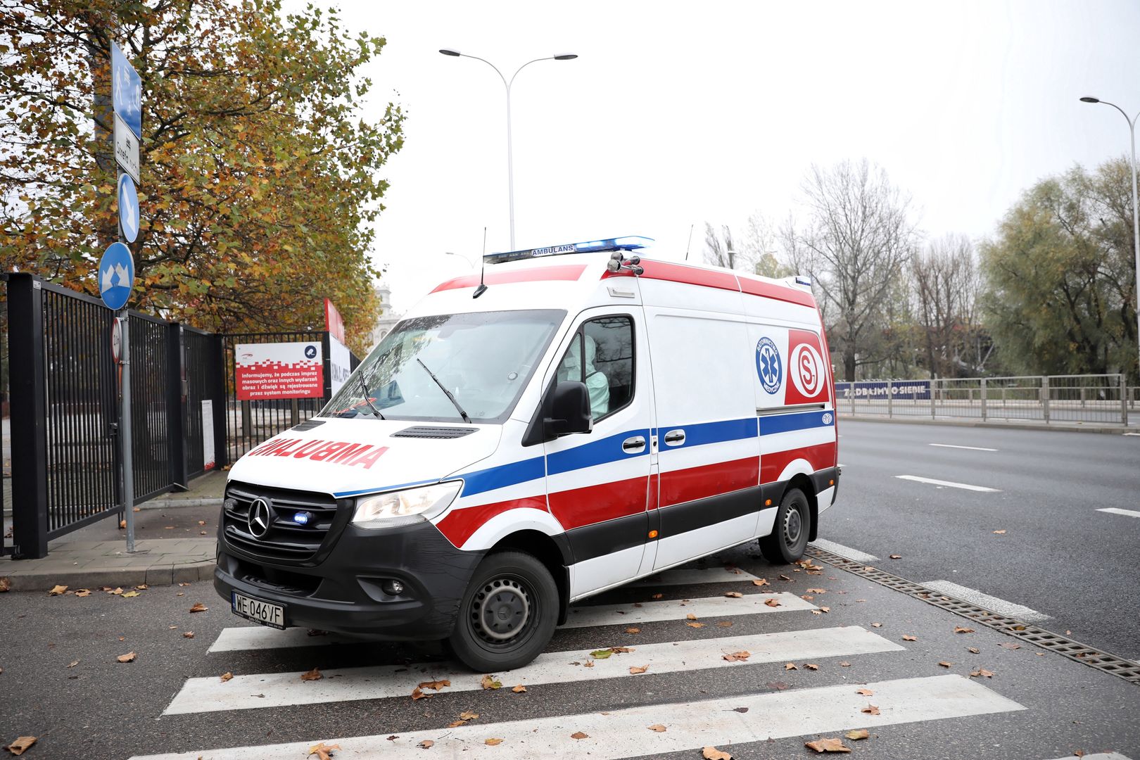 Okradli ratowników medycznych. Potem kupili alkohol