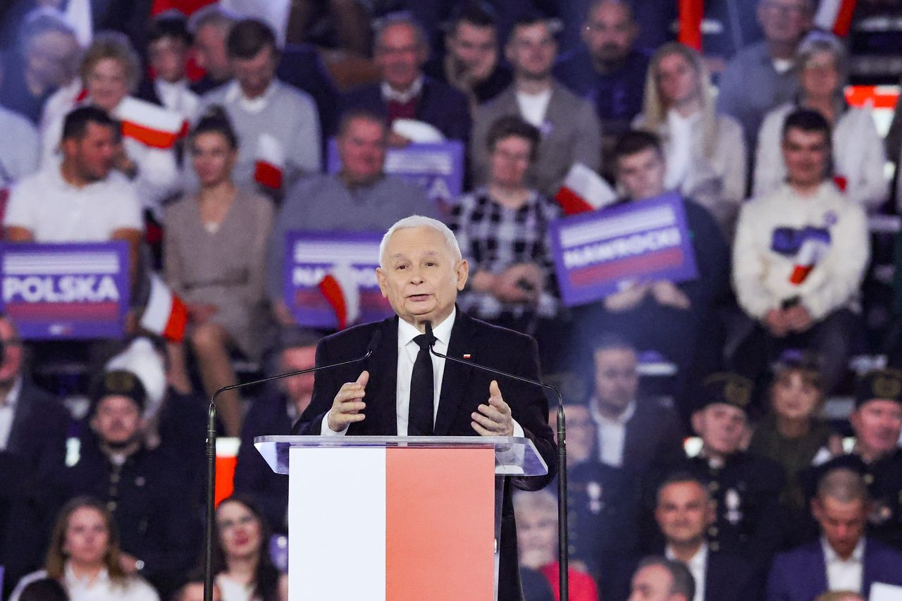 Kaczyński o atakach na Nawrockiego. "Miód na moje serce"