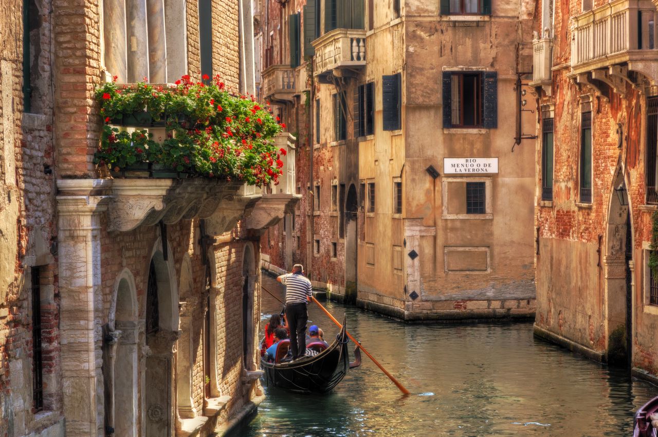 The canals in Venice are stunning.