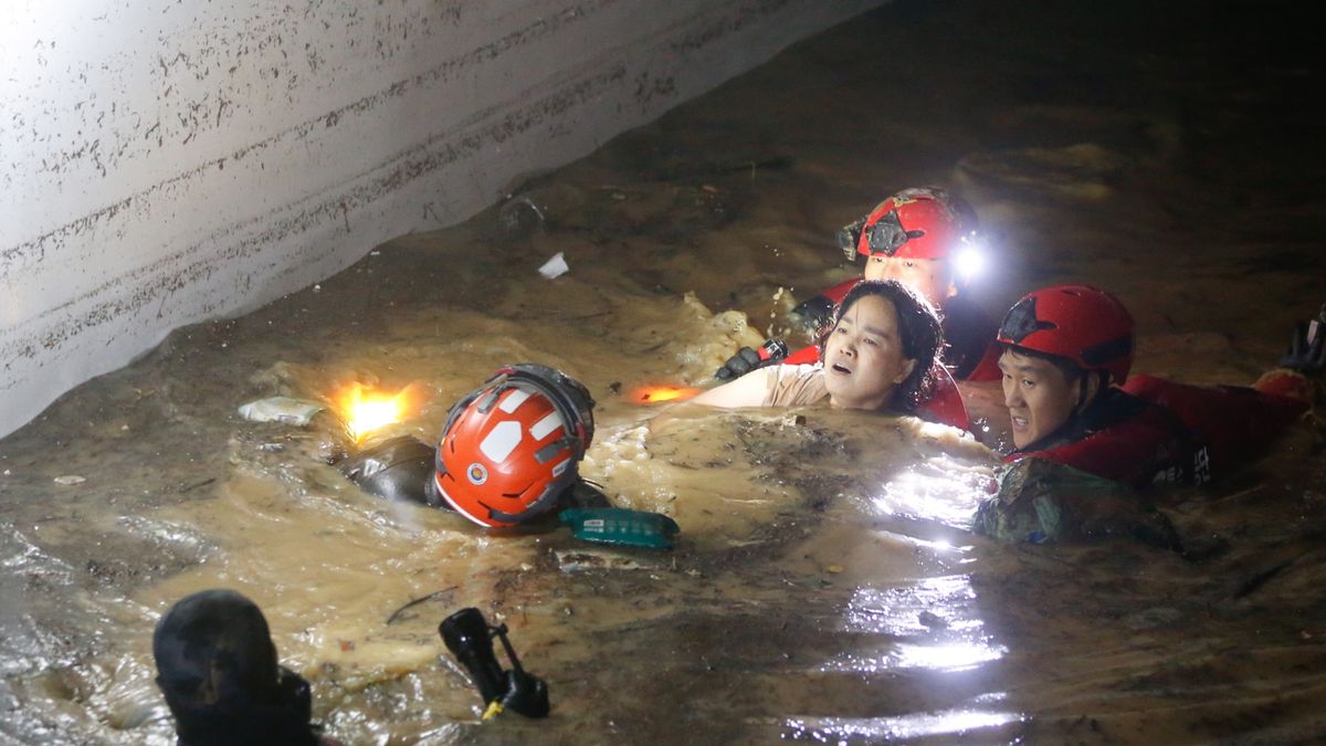 Koreę Południową nawiedził potężny tajfun Hinnamnor. Nie żyje co najmniej 10 osób
