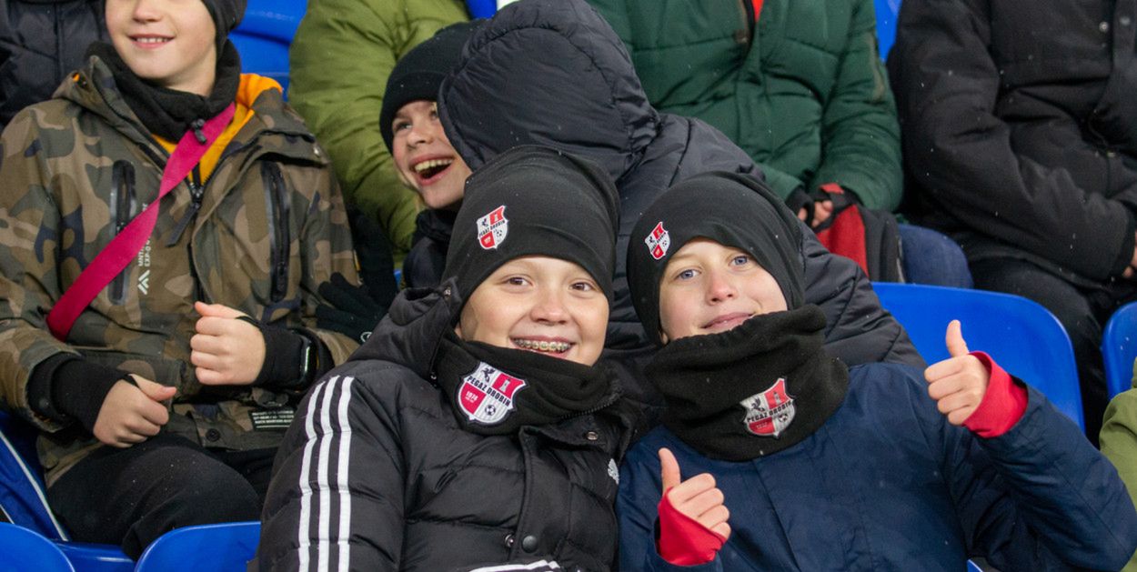 Po szkole na stadion. Dzieci mogą brać udział w spotkaniach Nafciarzy