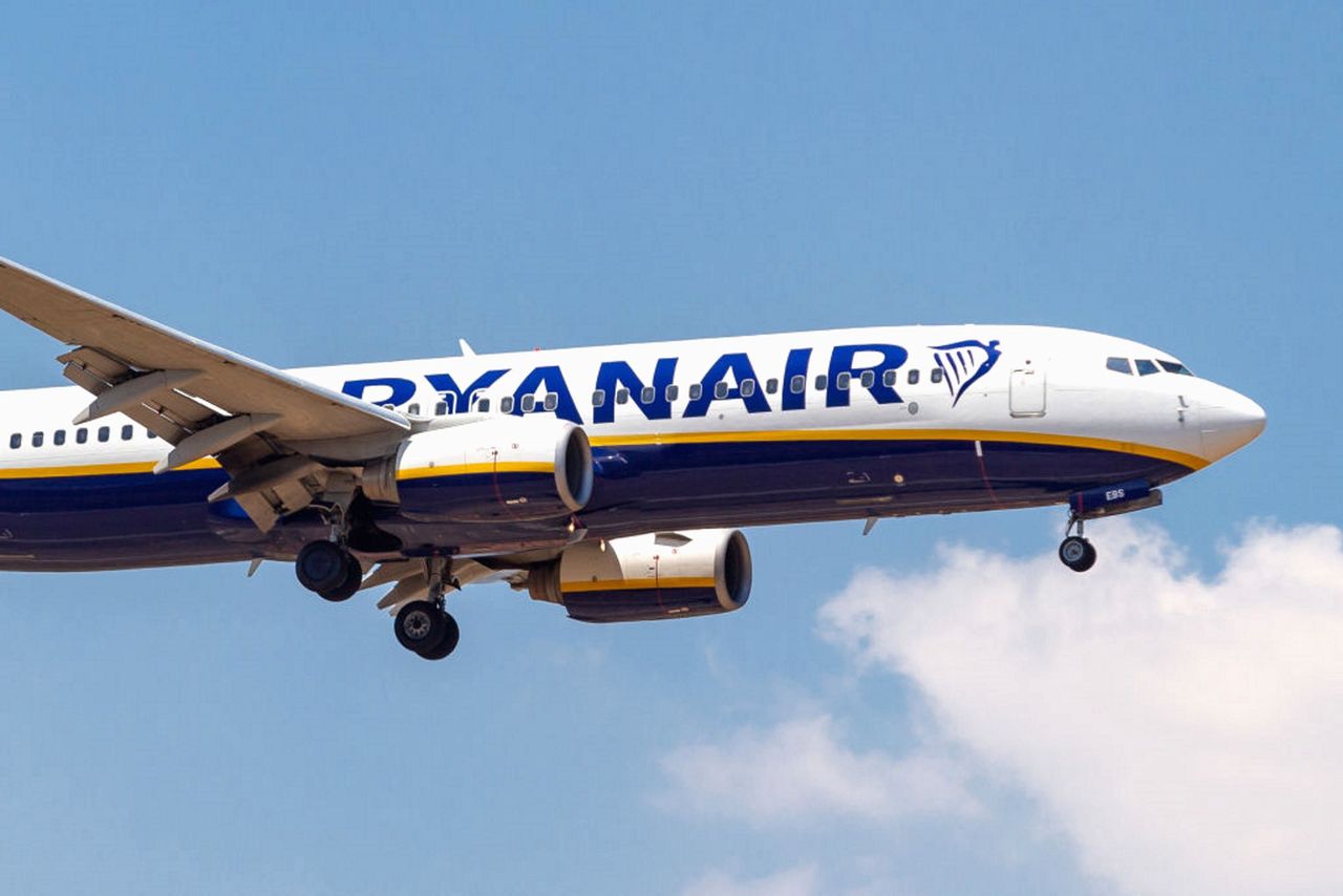 Samolot należący do linii lotniczej Ryanair