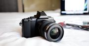 Olympus OM-D E-M5 - technologia XXI wieku w obudowie sprzed lat [wideotest]