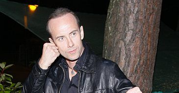 Nergal: "NA POHYBLA SKURWYSYNOM!"