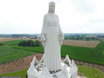 Gigantyczny posąg Matki Boskiej już na ukończeniu. Tak wygląda