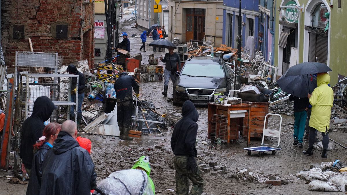 Sterta śmieci w Kłodzku.