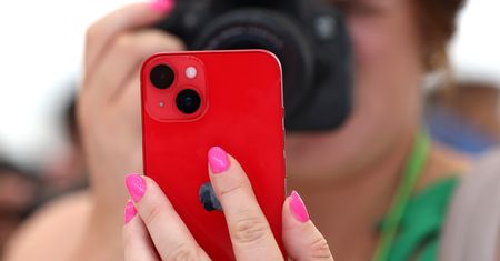 Gigant nie uciekł od odpowiedzialności. Oto co robił z telefonami