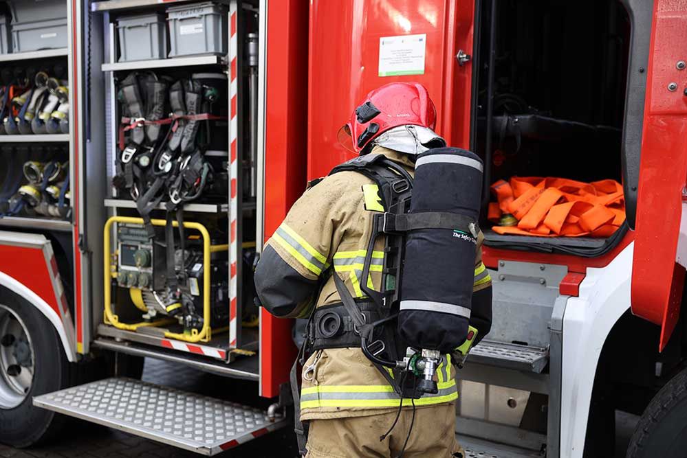 Bojadła: Pożar suszarni zboża. Sześć zastępów na miejscu