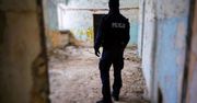 Pow. sokólski: Policjanci sprawdzali pustostan, zatrzymali 14-latka z marihuaną. Chował się tam razem z kolegami