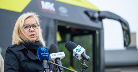 Ministra znów zaskoczyła. Mówi o wygaszaniu osłon cen prądu