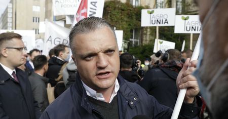 Sprzeciwiał się "piątce dla zwierząt". Milioner ma problemy z Rosją