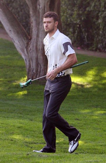 Justin otwiera klub golfowy!