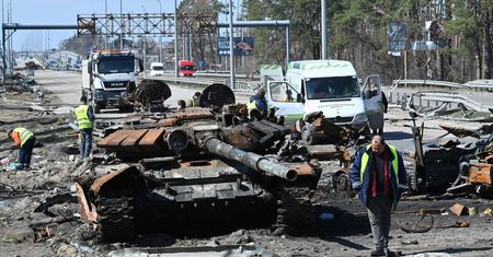 Rosyjskie czołgi rozniesione przez ukraińską obronę. Nagranie ujawnia specjalną broń