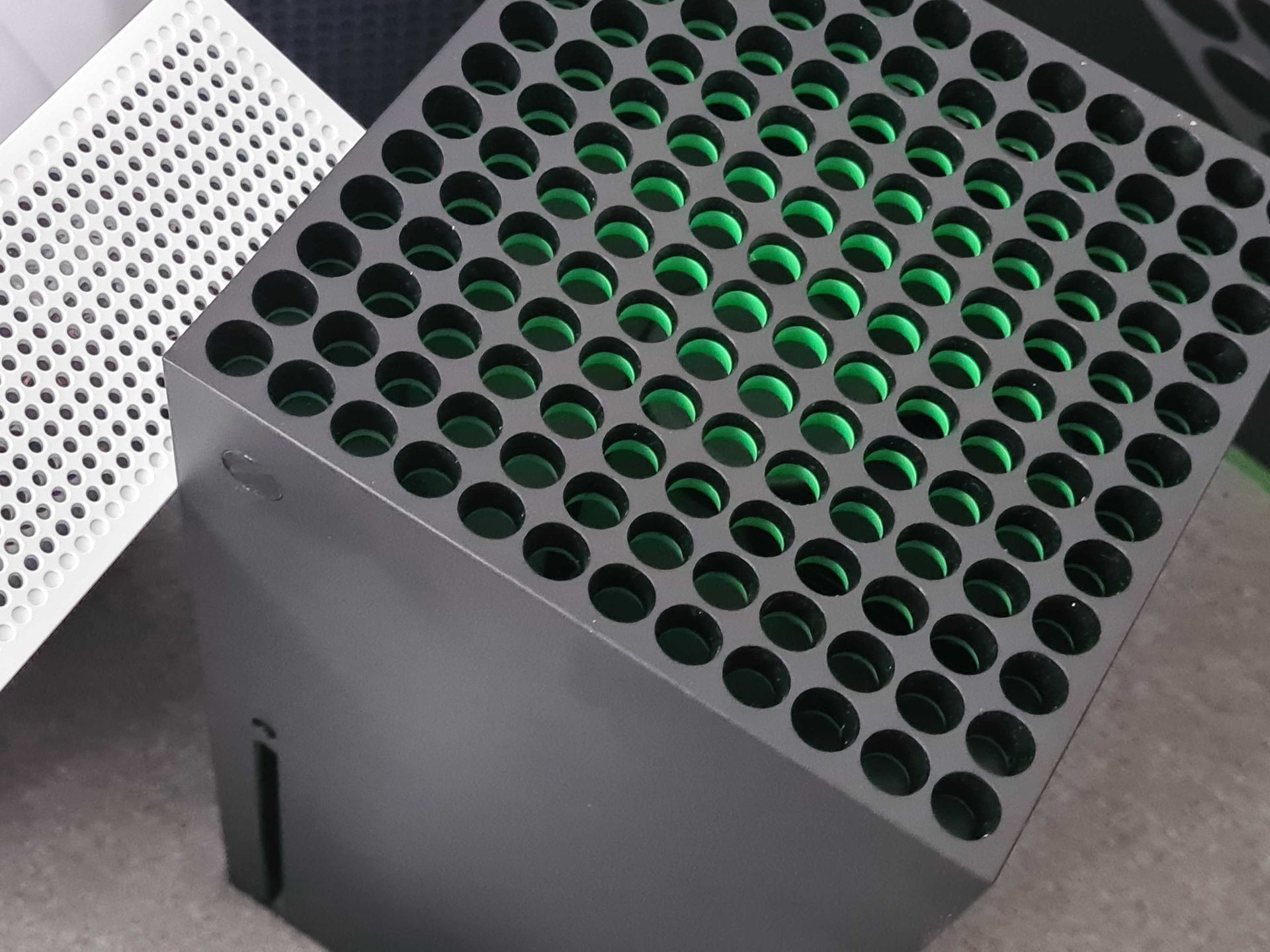 Xbox Series X|S – test i recenzja. Emocje jak na promocji parówek, ale sprzęt obiecujący 14