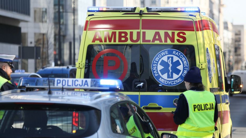 Bójka na ulicy w Poznaniu. 33-latek w ciężkim stanie trafił do szpitala