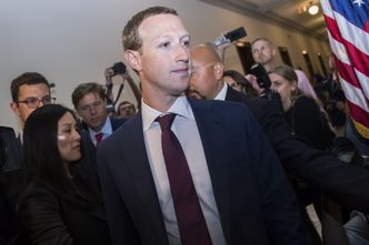 Szefowie Facebooka i Twittera tłumaczą się senatowi USA
