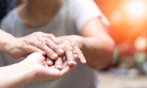 Potrafi rozpoznać parkinsona po zapachu. Naukowcy prowadzą badania