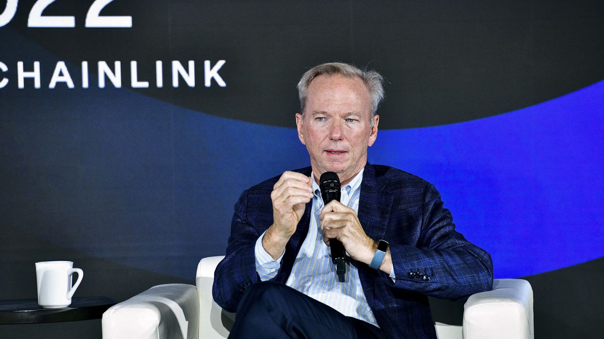 Chainlink's SmartCon 2022 Web3 Conference
NEW YORK, NEW YORK - SEPTEMBER 28: Former CEO & Chairman of Google and Chainlink Advisor Eric Schmidt speaks at Chainlink's SmartCon 2022 Web3 Conference on September 28, 2022 in New York City. (Photo by Eugene Gologursky/Getty Images for SmartContract)
Eugene Gologursky