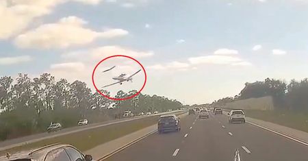 Katastrofa odrzutowca na autostradzie w USA. Jest nowe nagranie