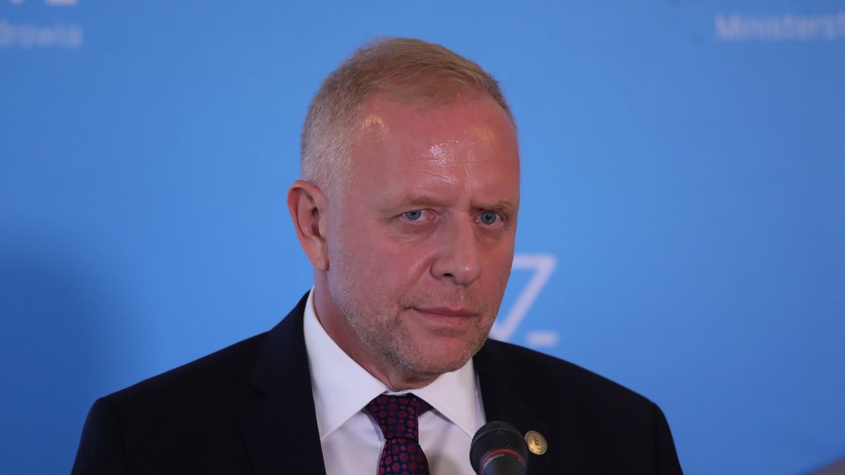 Lockdown w Polsce. Dr Michał Sutkowski uważa, że zaniedbaliśmy zagrożenie