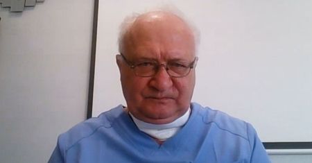 Prof. Simon: "otrzymuję serdeczne życzenia śmierci za propagowanie szczepień ochronnych przeciw COVID-19"