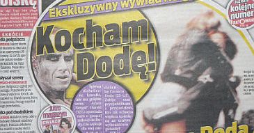 Z kim obściskuje się Doda?