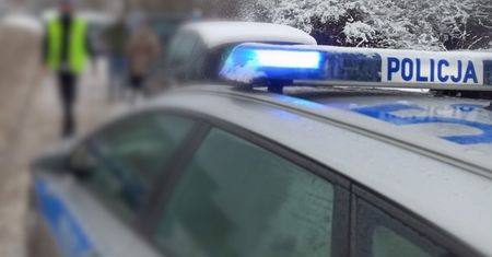Zabrze. Krok od tragedii. Przez zaparowaną szybę potrącił dwoje pieszych