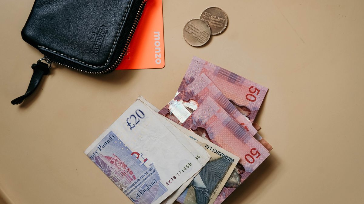 Do 30 września można używać banknotów 20- i 50-funtowych