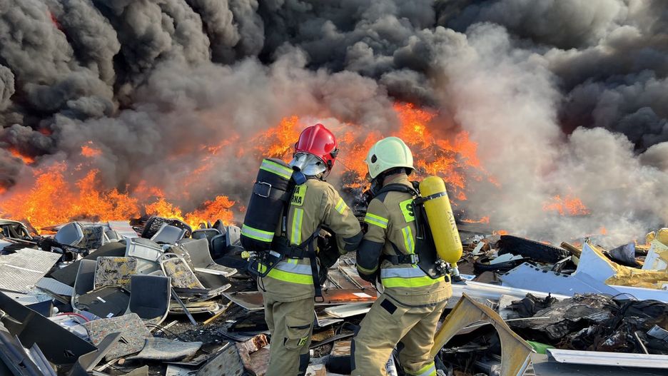Pożar składowiska opon w Lęborku